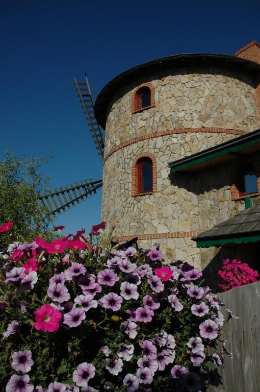 Hotel Karczma Michelle Jarkowice Exterior foto